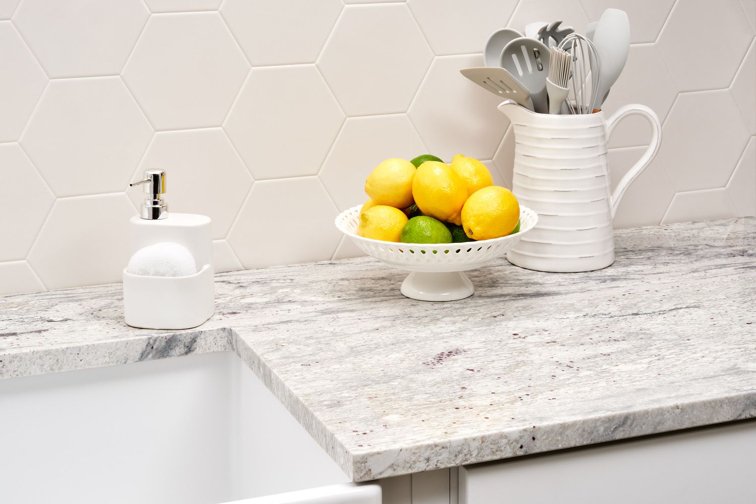 Importance of kitchen countertops: How to choose the right material?
